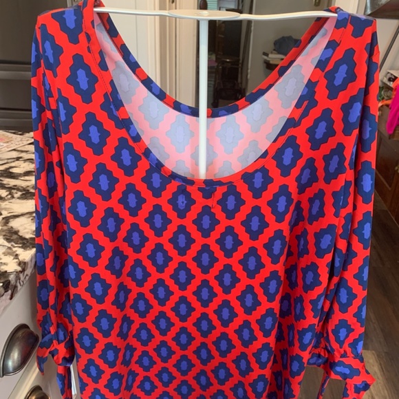 Mudpie low back dress with tie cuffs. Preowned. Excellent condition - Picture 3 of 5